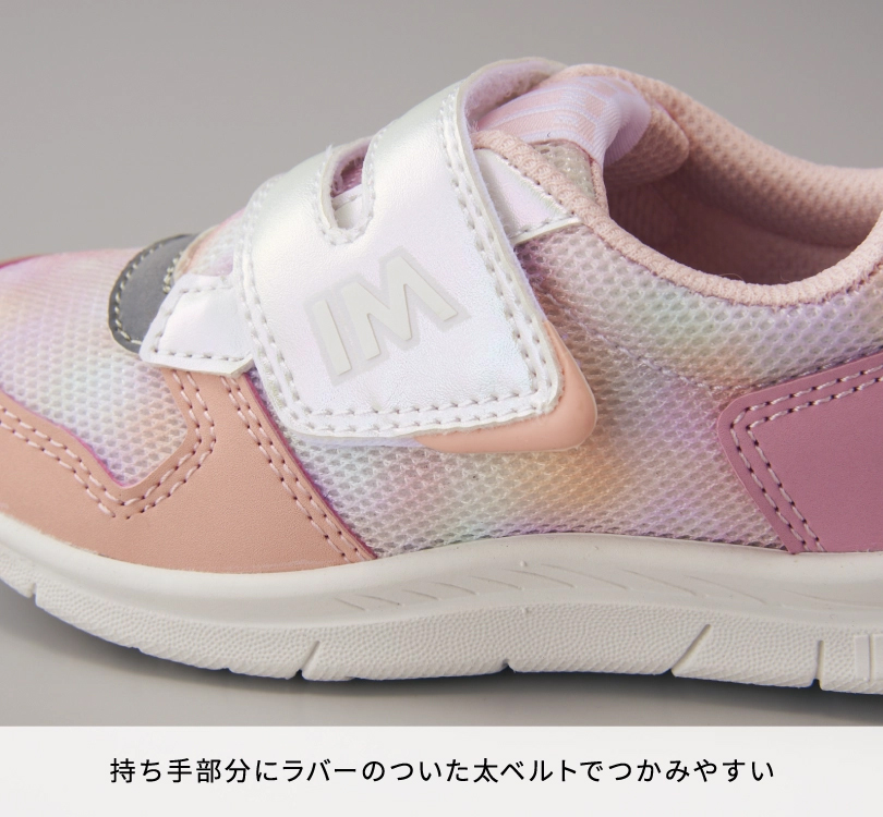 新作キッズシューズ