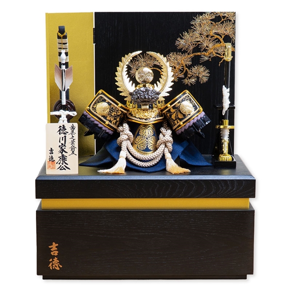 兜収納飾り